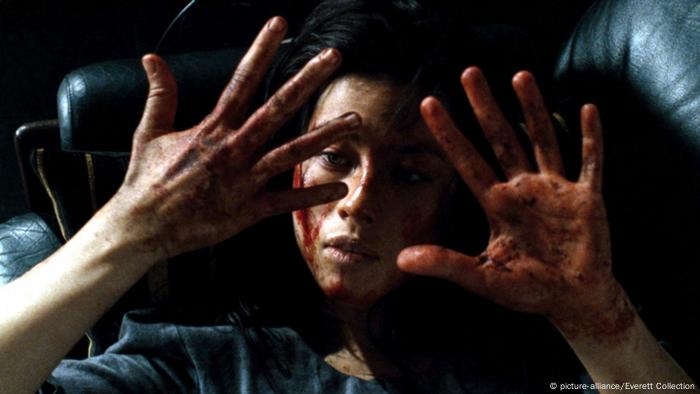 MARTYRS, Mylene Jampanoi, 2008.