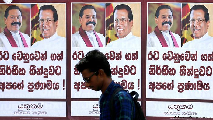 Sri Lanka Poster des neu benannten Premierminister Mahinda Rajapaksa und Präsident Maithripala Sirisena