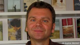Olaf Petersenn ist Lektor beim KiWi-Verlag (Foto: Sophie Wenkel)