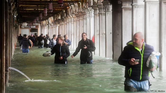 Unwetter Wuten In Italien Aktuell Europa Dw 28 10 2018