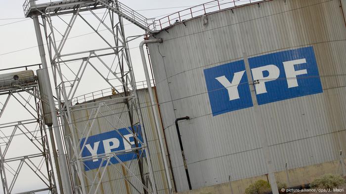 Argentinien - Öl in Vaca Muerta - YPF (picture-alliance/dpa/J. Macri)