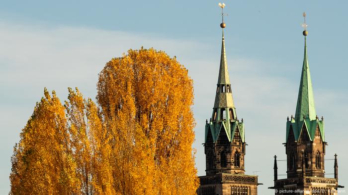 Frauenkirhe Barochnoe Serdce Drezdena Foto Kadr Dnya Dw 26 11 2018