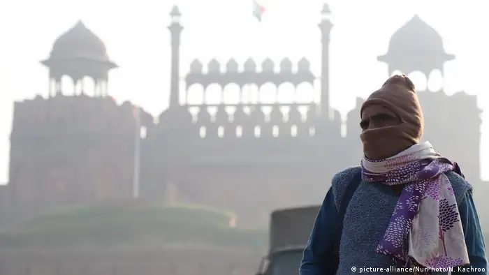 Indien gesundheitsschädlicher Smog in Neu Delhi