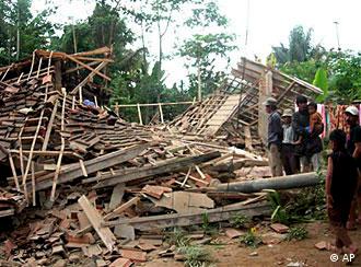 Bantuan Pembangunan Rumah Korban Gempa Sosbud Laporan Seputar Seni Gaya Hidup Dan Sosial Dw 07 09 2009