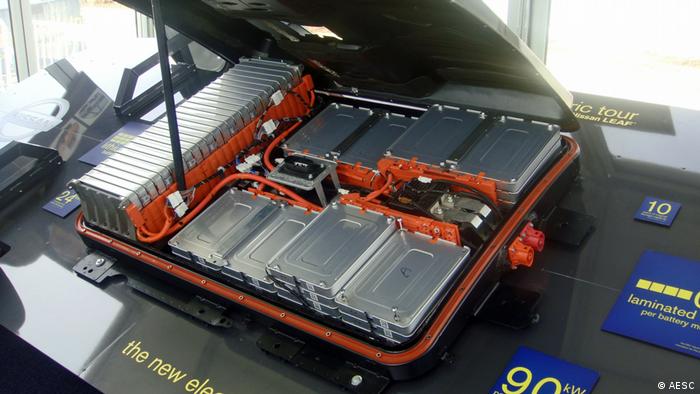 Baterije na litijeve ione u Nissanovom automobilu