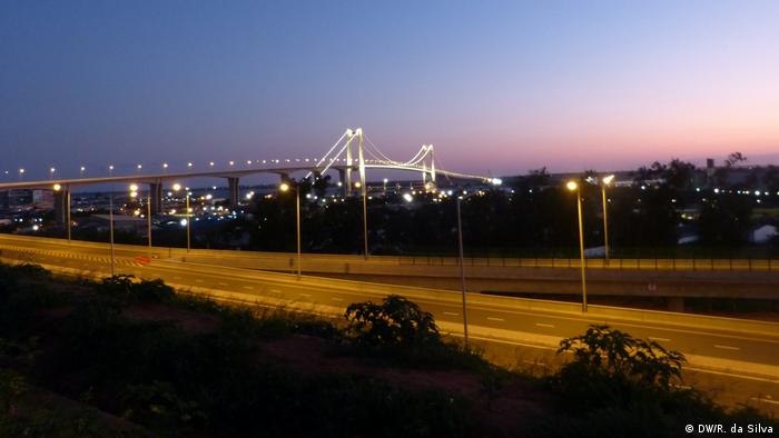 Mosambik - Einweihung der Maputo-Katembe-Brücke: größte Hängebrücke Afrikas