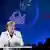 Bundeskanzlerin Angela Merkel hält auf der Eröffnungssitzung des Pariser Friedensforums eine Rede