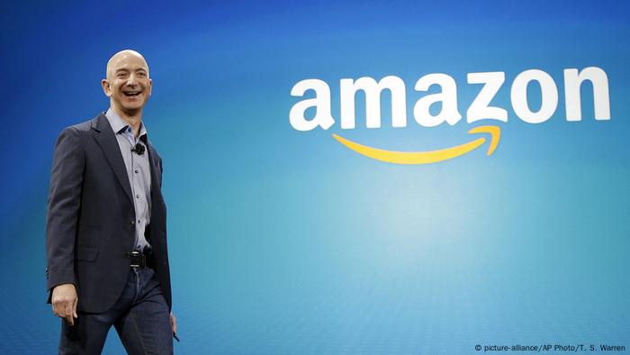 Amazon S Jeff Bezos To Step Down Later This Year News Dw 02 02 2021