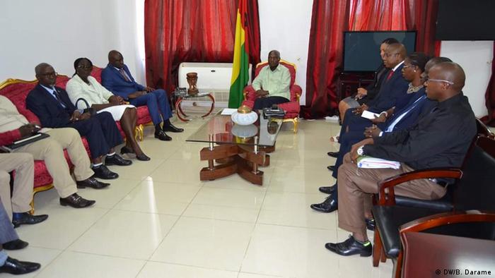 Reunião do Presidente da Guiné-Bissau com atores políticos e responsáveis do processo eleitoral