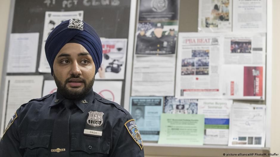 Zaskakująca decyzja niemieckiego sądu. Policjant może nosić turban