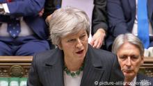 Gobierno de May se tambalea tras renuncias en rechazo a acuerdo del brexit, uruguaya Ida Vitale gana Premio Cervantes 2018 y otras noticias
