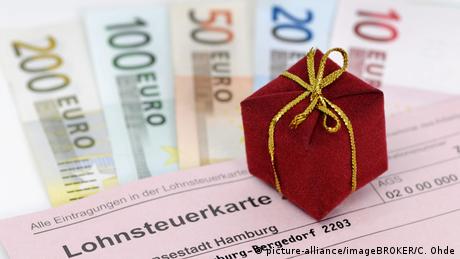 Γερμανία: Ποιος πληρώνει τις προεκλογικές παροχές;