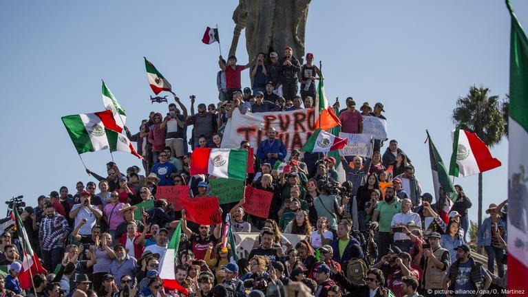 M xico protesta en Tijuana contra caravana migrante DW 19 11