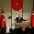 Türkei, Ankara: Präsident Tayyip Erdogan hält eine Rede während seines Treffens mit Mukhtars im Präsidentenpalast