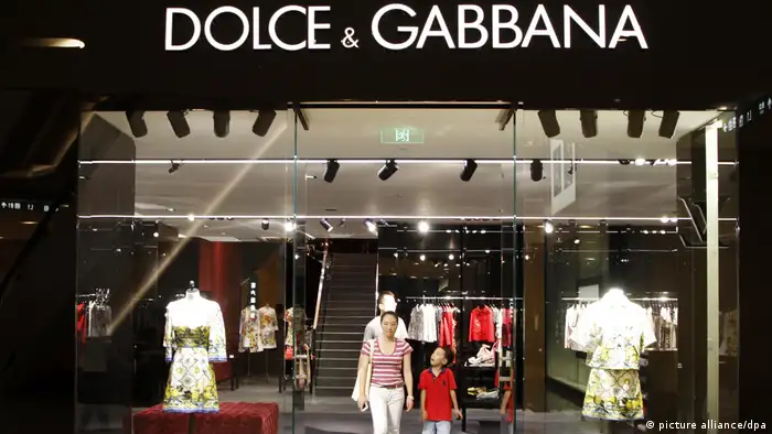 China, Nanjing: Dolce & Gabbana unter Beschuss für stereotypische China-Werbekampagne