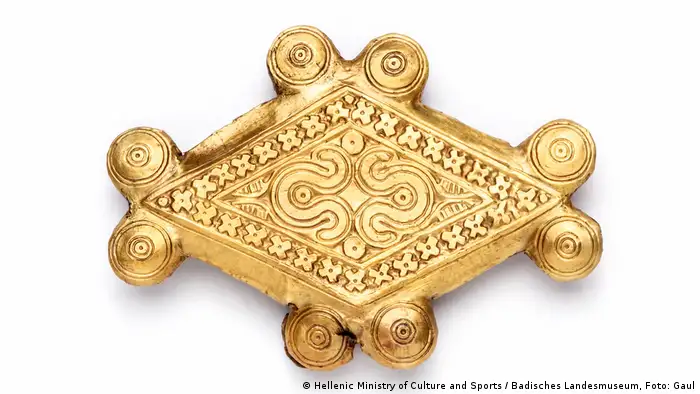 Ancient golden button (Hellenic Ministry of Culture and Sports / Badisches Landesmuseum, Foto: Gaul)