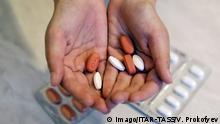 MOSCOW, RUSSIA - NOVEMBER 26, 2016: An HIV-positive child s medicines. Vyacheslav Prokofyev/TASS PUBLICATIONxINxGERxAUTxONLY TS039633
Moscow Russia November 26 2016 to HIV Positive Child S Medicines Vyacheslav Prokofyev TASS PUBLICATIONxINxGERxAUTxONLY TS039633 