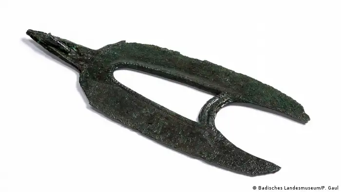 A razor from the 12th century BC (Badisches Landesmuseum/P. Gaul)