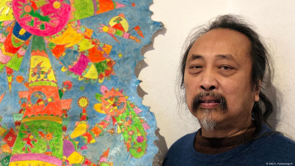 Pelukis Jawa Di Jerman Bukan Agama Yang Dibutuhkan Adalah Cinta Bumi Dan Mahkluk Hidupnya Sosbud Laporan Seputar Seni Gaya Hidup Dan Sosial Dw 25 12 2018 Pelukis Jawa Di Jerman Bukan Agama Yang Dibutuhkan Adalah Cinta Bumi Dan Mahkluk Hidupnya Sosbud Laporan Seputar Seni Gaya Hidup Dan Sosial Dw 25 12 2018