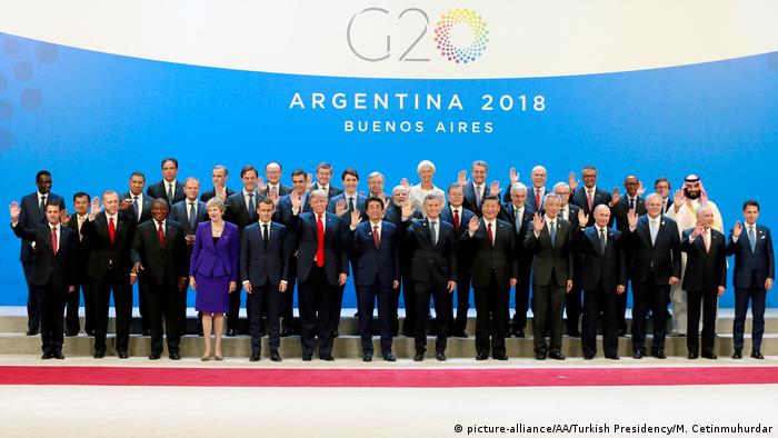 Семейное фото саммита G20 в Аргентине