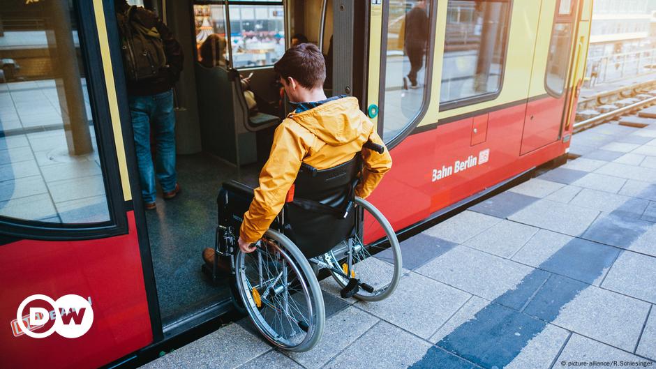 People with disabilities lack accessible travel in Germany | DW Travel | DW - Vimarsana News