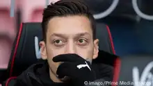 مسعود أوزيل يرد الصاع لمولر وهوملس!
