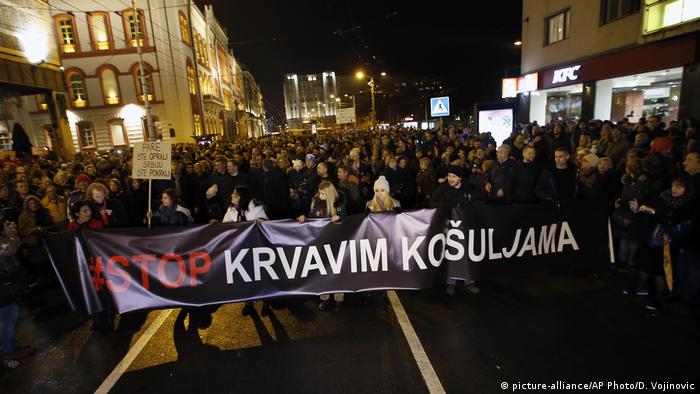 Serbien Proteste in Belgrad