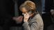 Angela Merkel telefoniert Angela Merkel telefoniert