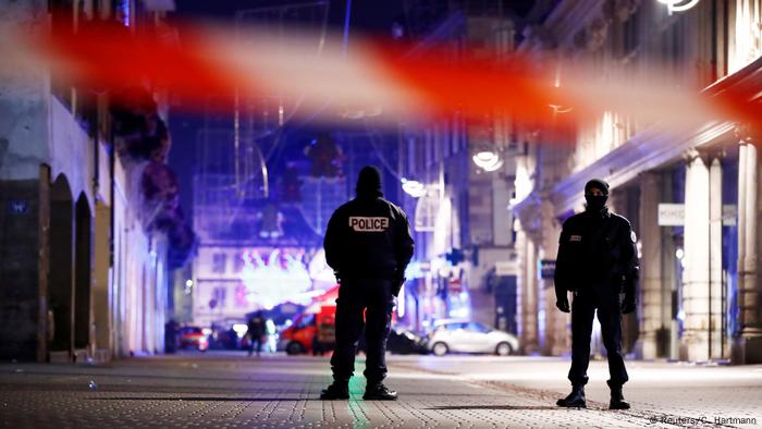 Das Ende der vorweihnachtlichen Stimmung in Straßburg (Foto: Reuters/C. Hartmann)