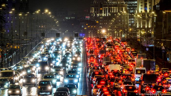 Stau in Moskau (Getty Images/AFP/Y. Kadobnov)