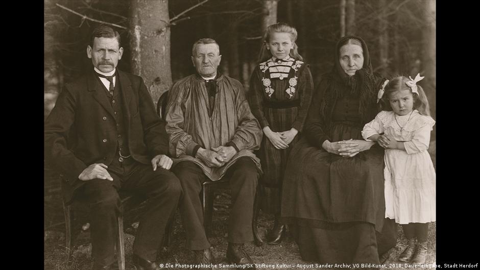 A photography masterpiece: People of the 20th Century | All media