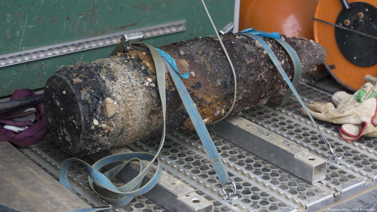 WWII bomb found at gas station in Cologne – DW – 12/18/2018