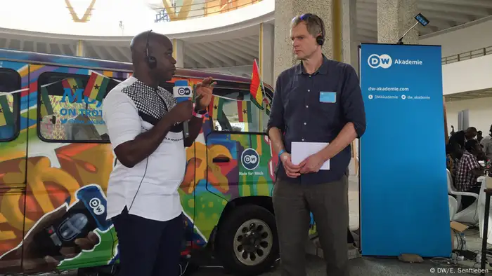 Jeremiah Sam and Julius Endert holding one of DW Akademie's expert talks at re:publica Accra