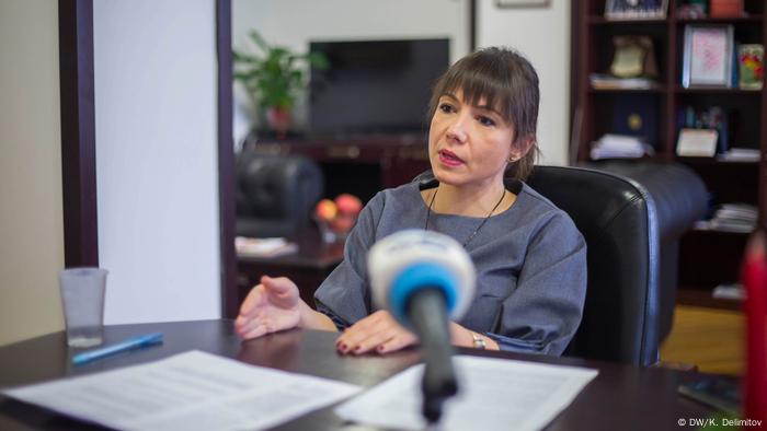 Mazedonien Skopje - Mila Carovska, Ministerin für soziales Mazedonien im DW Interview
