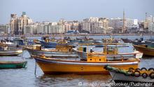 Bildnummer: 52048448 Datum: 01.07.2005 Copyright: imago/imagebroker/puchinger
Boote im Hafen von Alexandria, Objekte, Landschaft; 2005, Alexandria, Mittelmeer, Häfen, Skyline; , quer, Kbdia, Totale, Stadtlandschaft Totale, Ägypten, , Reisen, Afrika o0 Meer, Küste
Bildnummer 52048448 Date 01 07 2005 Copyright Imago image broker puchinger Boats in Port from Alexandria Objects Landscape 2005 Alexandria Mediterranean harbours Skyline horizontal Kbdia long shot Urban landscape long shot Egypt Travel Africa o0 Sea Coast 