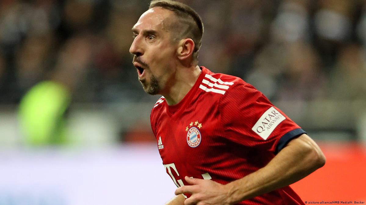 Franck Ribery wears horrid £2,000 Gucci tracksuit as Bayern Munich