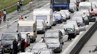 Deutschland Verkehr Stau auf der Autobahn A 8