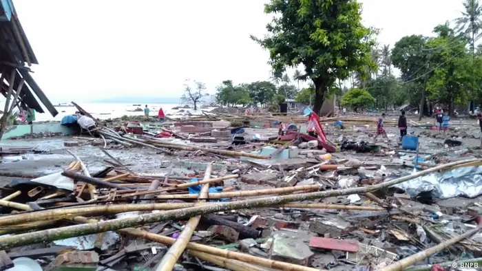 Indonesien Banten - Schäden nach Tsunami