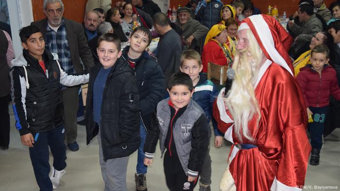 Bulgarien Christen und Moslems feiern Weihnachten zusammen Bulgarien Christen und Moslems feiern Weihnachten zusammen
