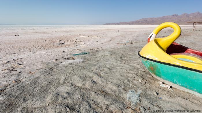 Der ausgetrocknete Urmia-See im Iran