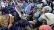 Forças de segurança entraram em confrontos com manifestantes em Kerala, na Índia Forças de segurança entraram em confrontos com manifestantes em Kerala, na Índia