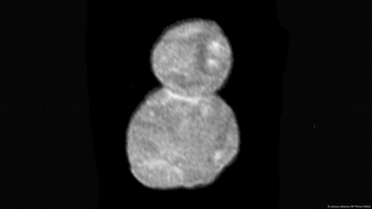 NASA says faraway mini world is snowman shaped DW 01 03 2019