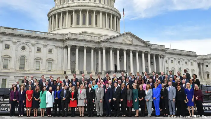 USA Washinton DC - Kongressmitglieder vor dem Capitol Hill (Getty Images/AFP/M. Ngan)