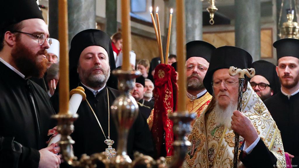 Iglesia ortodoxa de Ucrania formaliza su separación de Rusia | El Mundo | DW Iglesia ortodoxa de Ucrania formaliza su separación de Rusia | El Mundo | DW