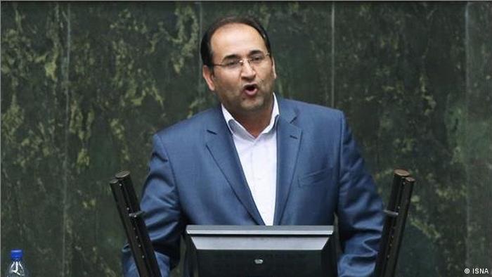 یک نماینده مجلس ایران در سخنانی کم‌سابقه نسبت به احتمال زمین‌گیر شدن نظام در خیابان‌های تهران هشدار داد