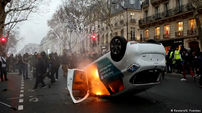 Frankreich Gelbwesten-Proteste in paris