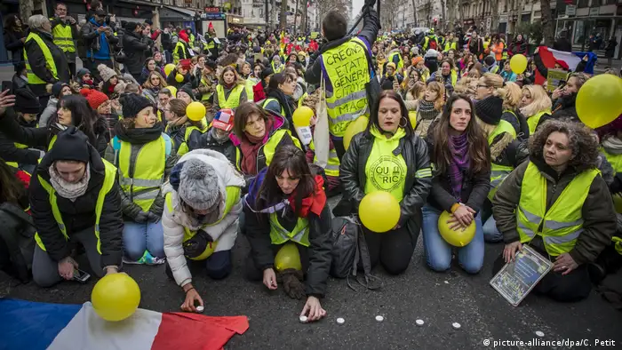 Yellow Vest women protesters during a demonstration of the 'Yellow Vests Women' in Paris