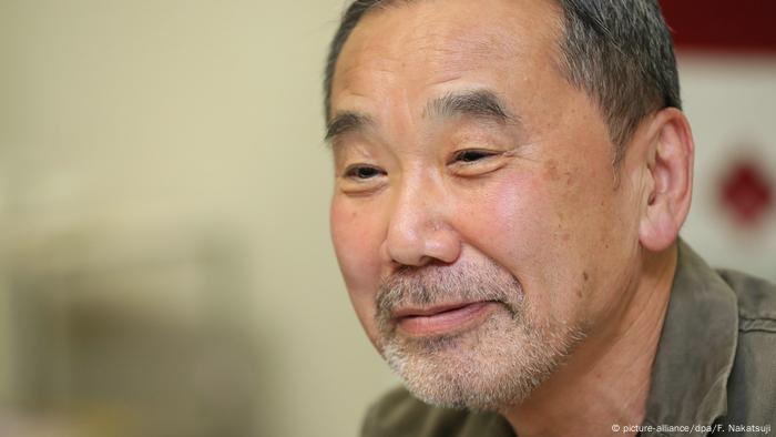 Haruki Murakami and the popularity of Japanese literature | Books | DW | 10.11.2020