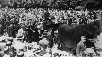 L'enterrement de Rosa Luxemburg, le 13 juin 1919