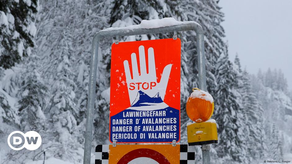 Avalanche kills three Germans in Austrian Alps – DW – 01/13/2019